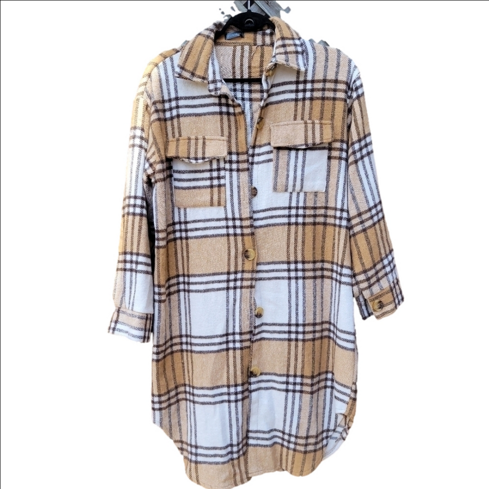 Izuria button up Shacket size medium plaid - Picture 2 of 8